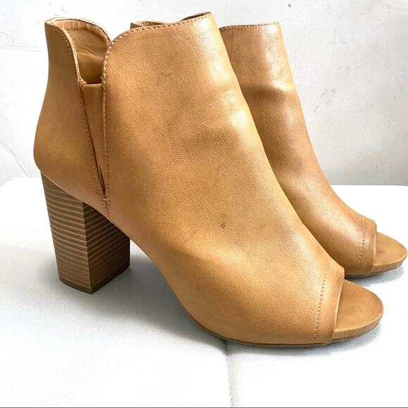 Madden Girl Faux Leather Open Toe Ankle Bootie Tan Womens 10 - Picture 1 of 9